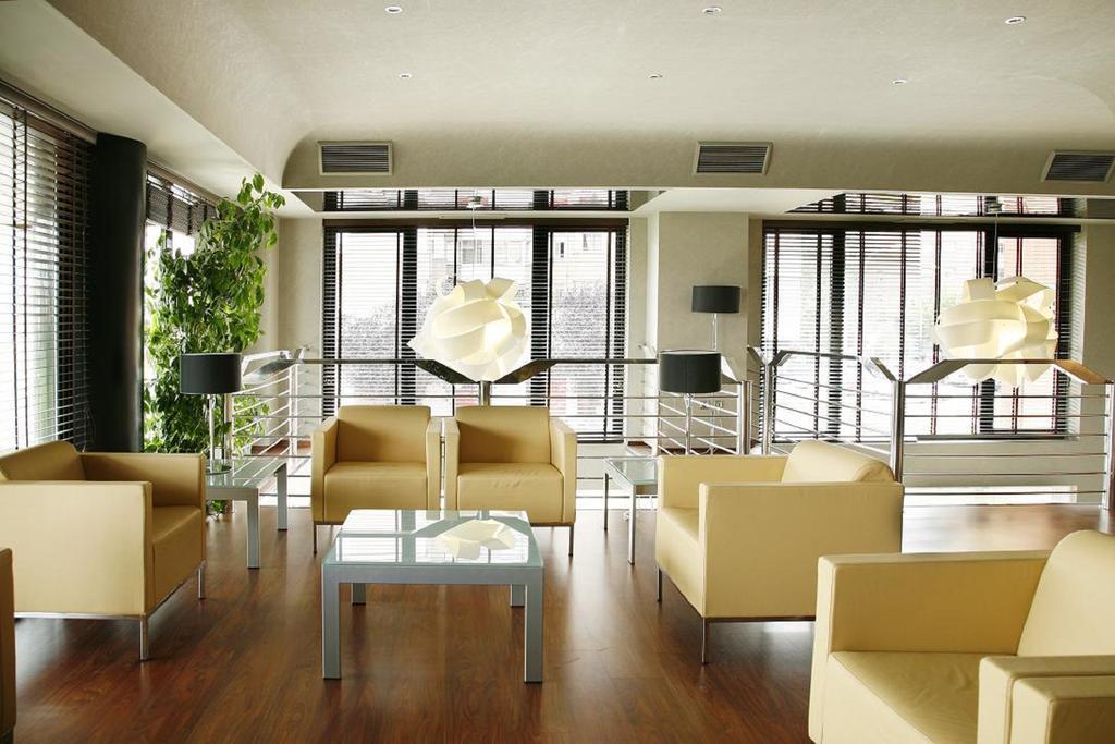 Hotel Occidental Pamplona Exterior foto